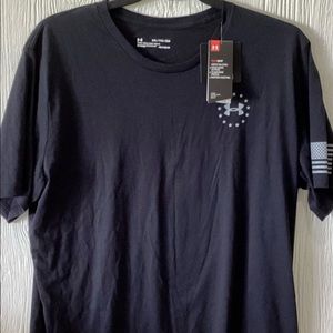 Under Armour Heat Gear Freedom Tee Shirt Black Size XXL NWT’s!🌺🌸